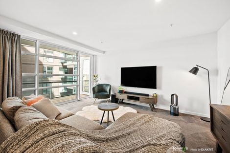 Photo of property in Pinnacle Apartments, E904/160 Victoria Street, Te Aro, Wellington, 6011