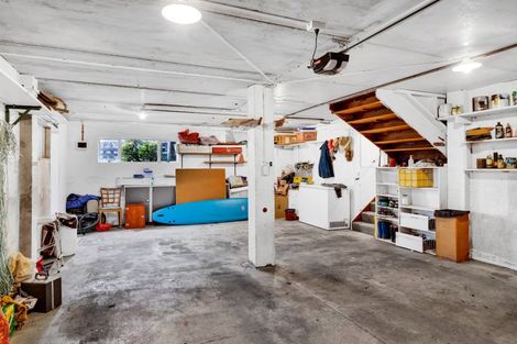 Photo of property in 17 Nevada Drive, Merrilands, New Plymouth, 4312