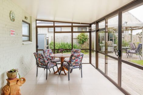 Photo of property in 69 Waterloo Crescent, Hokowhitu, Palmerston North, 4410