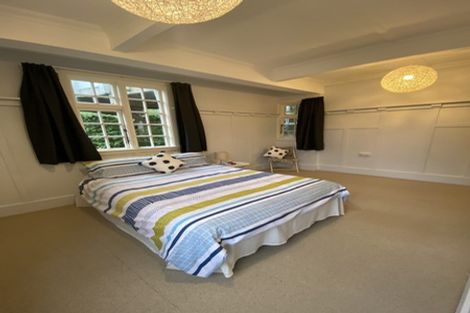 Photo of property in 145 Kelburn Parade, Kelburn, Wellington, 6012