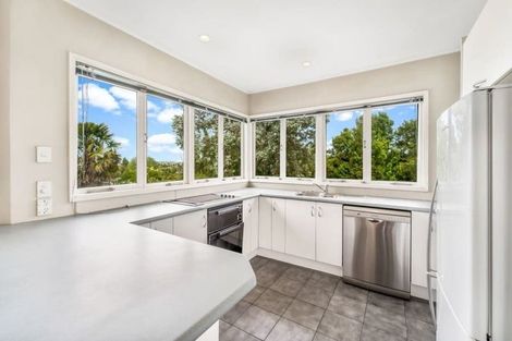 Photo of property in 180a Old Titirangi Road, New Lynn, Auckland, 0600