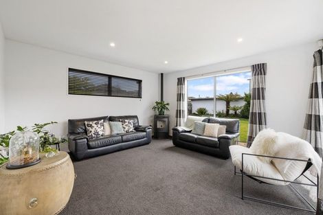 Photo of property in 14 Wallace Street, Bryndwr, Christchurch, 8053