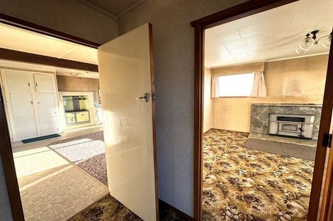 Photo of property in 28 Market Street, Kaitangata, 9210