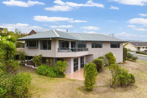Photo of property in 68 Moana View Road, Waikawa, Picton, 7220