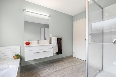 Photo of property in 3 Danden Way, Pukekohe, 2120