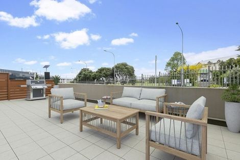 Photo of property in Shoal Haven Apartments, 112a/130 Anzac Street, Takapuna, Auckland, 0622