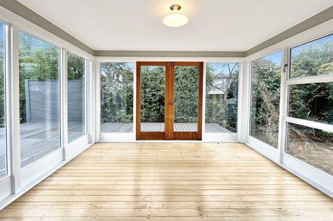 Photo of property in 17 Roosevelt Avenue, St Albans, Christchurch, 8014