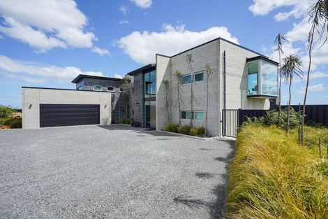 Photo of property in 89 Sunrise Drive, Seaward Bush, Invercargill, 9812