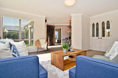 Photo of property in 18 Halcione Close, Flagstaff, Hamilton, 3210