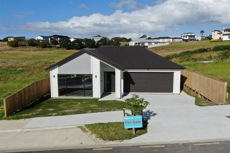 Photo of property in 32 Ta Moko Drive, Gulf Harbour, 0930