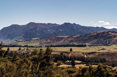 Photo of property in 69 Kanuka Rise, Albert Town, Wanaka, 9305