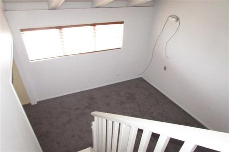 Photo of property in 46 Grenada Avenue, Forrest Hill, Auckland, 0620