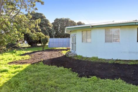 Photo of property in 26 Hira Street, Ohawe, Hawera, 4671