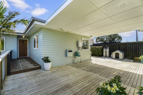 Photo of property in 7 Walbrook Road, Manly, Whangaparaoa, 0930