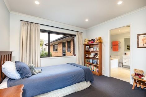 Photo of property in 1167 Devon Road, Bell Block, New Plymouth, 4373