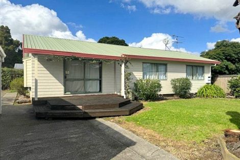 Photo of property in 2/18 Northcote Road, Takapuna, Auckland, 0622