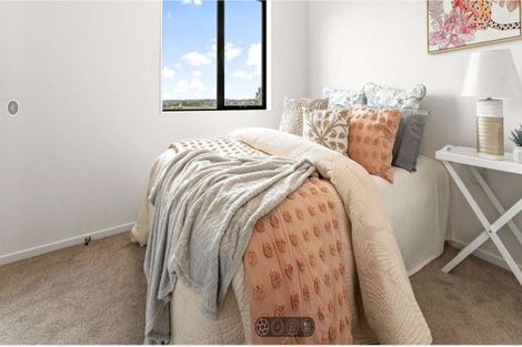 Photo of property in 8/3226 Great North Road, New Lynn, Auckland, 0600