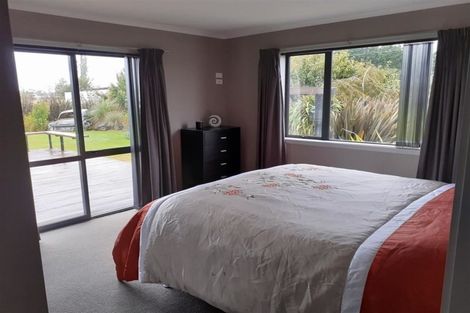 Photo of property in 25 Riversdale-waikaia Road, Riversdale, 9776
