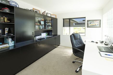 Photo of property in 989 Whangaparaoa Road, Tindalls Beach, Whangaparaoa, 0930