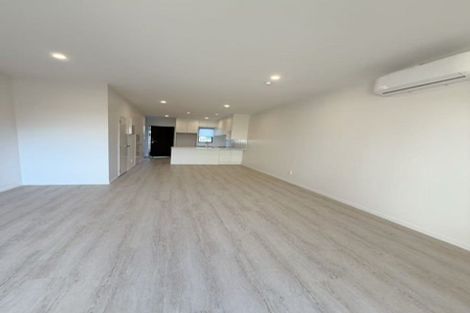 Photo of property in 3/35 Young Crescent, Drury, 2113