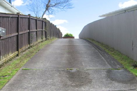 Photo of property in 28 Alabaster Drive, Papatoetoe, Auckland, 2025