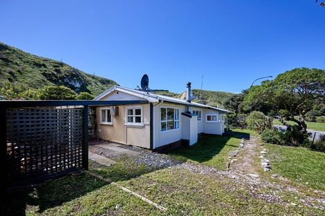 Photo of property in 1 Kaka Road, South Bay, Kaikoura, 7300