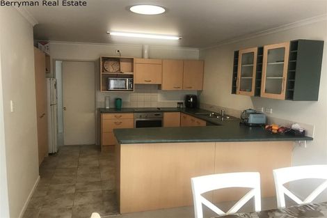 Photo of property in 26 Terracotta Drive, Blockhouse Bay, Auckland, 0600