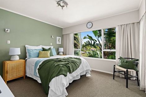 Photo of property in 22 Coromandel Crescent, Mairangi Bay, Auckland, 0630