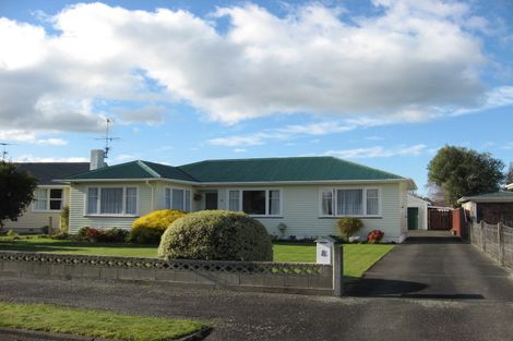Photo of property in 8 Huia Street, Masterton, 5810