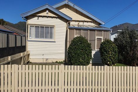 Photo of property in 28 Trinity Avenue, Epuni, Lower Hutt, 5011