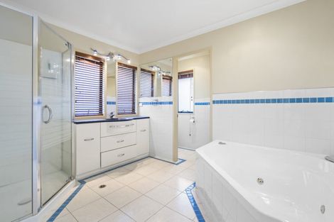 Photo of property in 8 Oldfield Court, Huntington, Hamilton, 3210