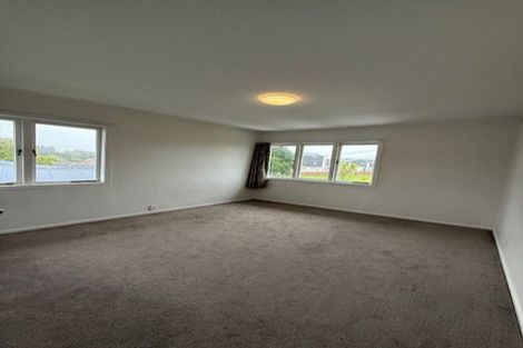 Photo of property in 34 Titoki Street, Te Atatu Peninsula, Auckland, 0610