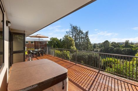 Photo of property in 22 Truby King Street, Merrilands, New Plymouth, 4312