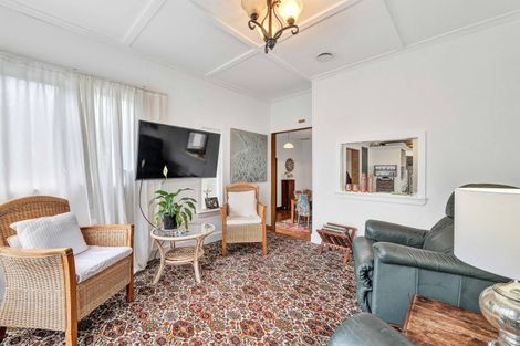 Photo of property in 88 Vivian Street, New Plymouth, 4310