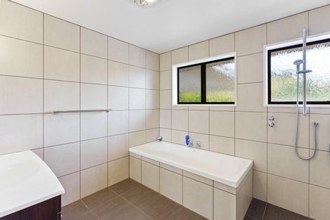 Photo of property in 185 Waitohu Valley Road, Otaki, 5583