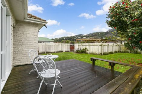 Photo of property in 62 Beauchamp Street, Tawa, Wellington, 5028
