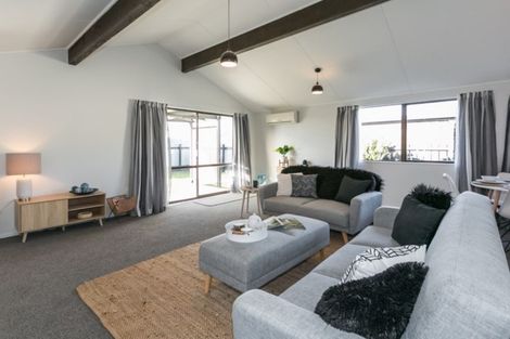 Photo of property in 1 Tait Drive, Pirimai, Napier, 4112