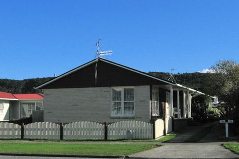 Photo of property in 49b Meremere Street, Wainuiomata, Lower Hutt, 5014