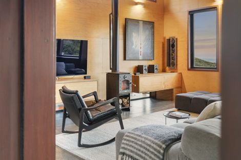 Photo of property in 209 Delamore Drive, Oneroa, Waiheke Island, 1081