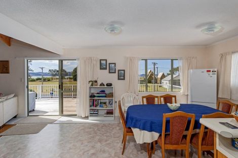 Photo of property in 42 Banks Street, Cooks Beach, Whitianga, 3591