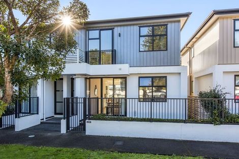 Photo of property in 4/445 Hibiscus Coast Highway, Orewa, 0931