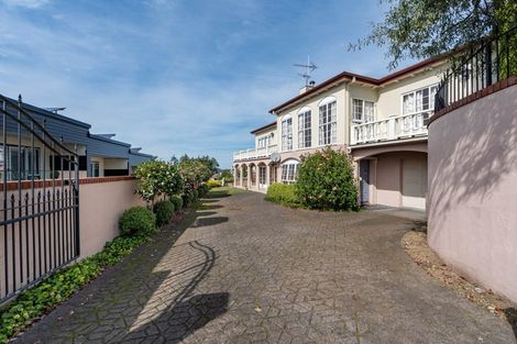 Photo of property in 145a Clarence Street, Hamilton Lake, Hamilton, 3204