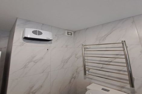 Photo of property in 3/6 Kereru Street, Henderson, Auckland, 0612