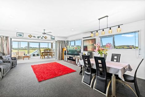 Photo of property in 80 Campbell Road, Parua Bay, Onerahi, 0192