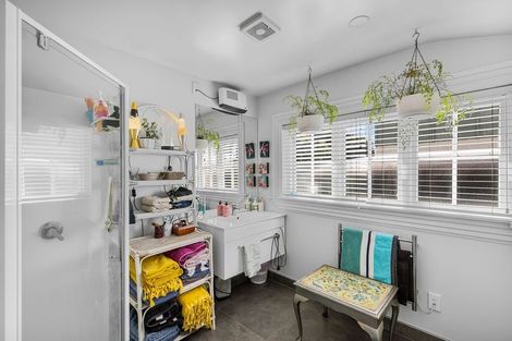 Photo of property in 40 Hargest Crescent, Sydenham, Christchurch, 8023