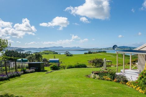 Photo of property in 62 Atkins Road, Portland, Whangarei, 0178