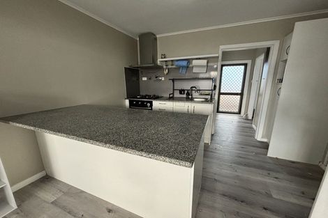 Photo of property in 2/30 Union Street, Papakura, 2110