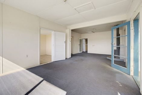 Photo of property in 24 Linklater Avenue, Foxton Beach, Foxton, 4815