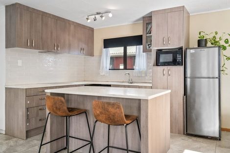 Photo of property in 1/10 Barcroft Place, Clendon Park, Auckland, 2103