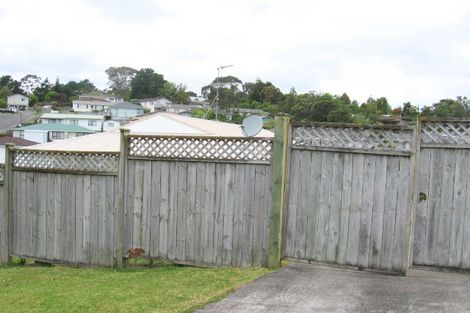Photo of property in 62 Maywood Crescent, Glen Eden, Auckland, 0602